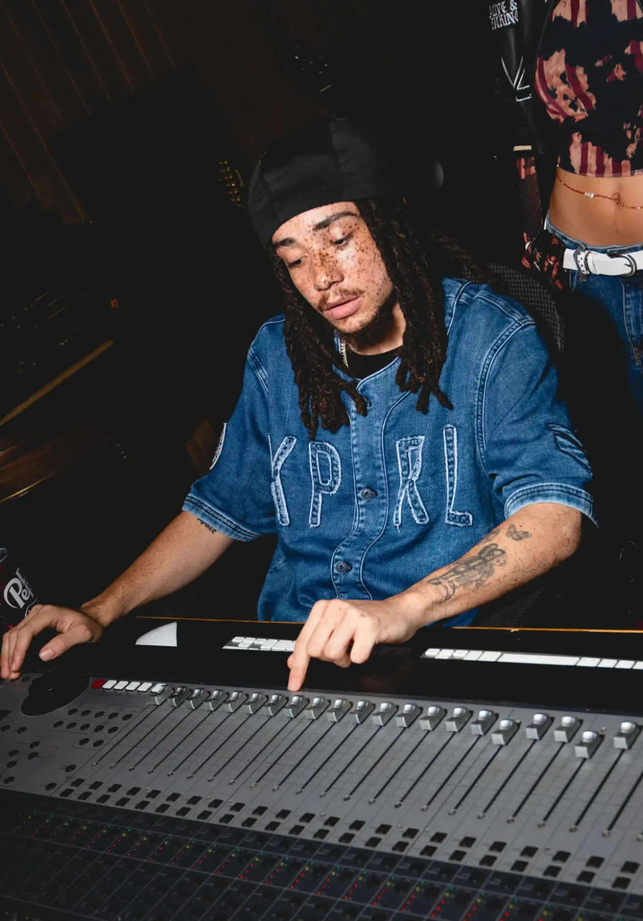 Kaporal AKIRA<Homme Chemises